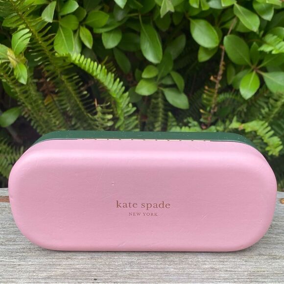 Kate Spade Pink & Green Oval Sunglasses Case. Hello Sunshine Inscription Summer - Picture 1 of 9